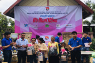 Chi đoàn Trung tâm Văn hóa tỉnh tham gia Chiến dịch tình nguyện “Kỳ nghỉ hồng” năm 2023
